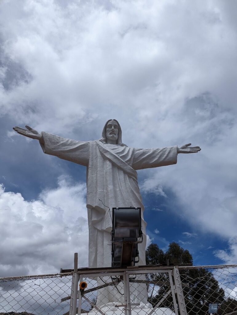 Cristo Blanco statue in Cusco